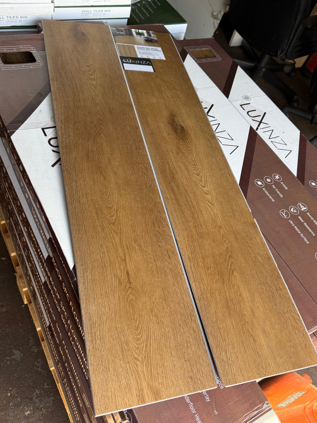 Sugar Oak Wood Effect SPC Flooring ROBUSTO AC 506 PL