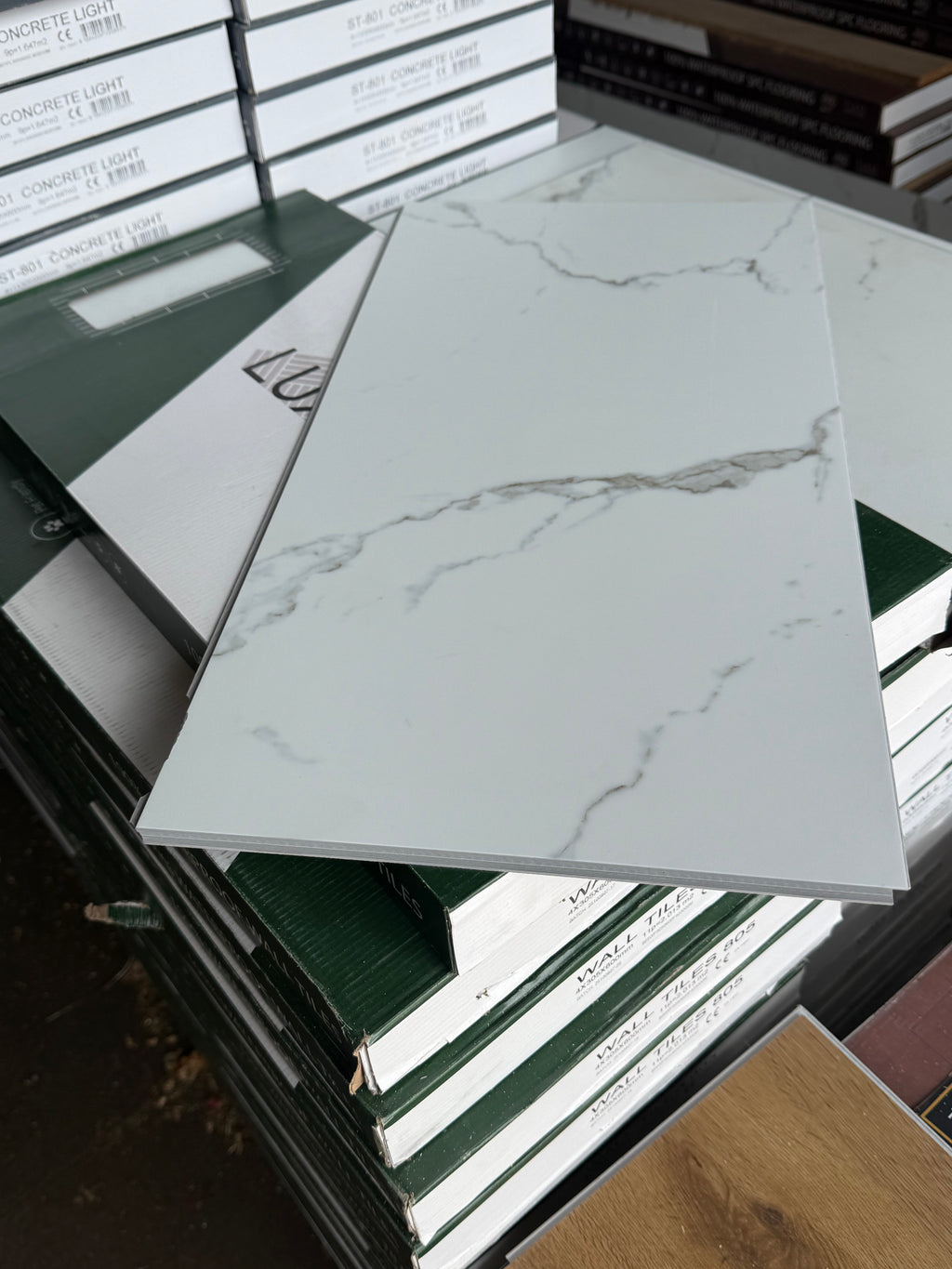 Wall Tiles 805 White Marble